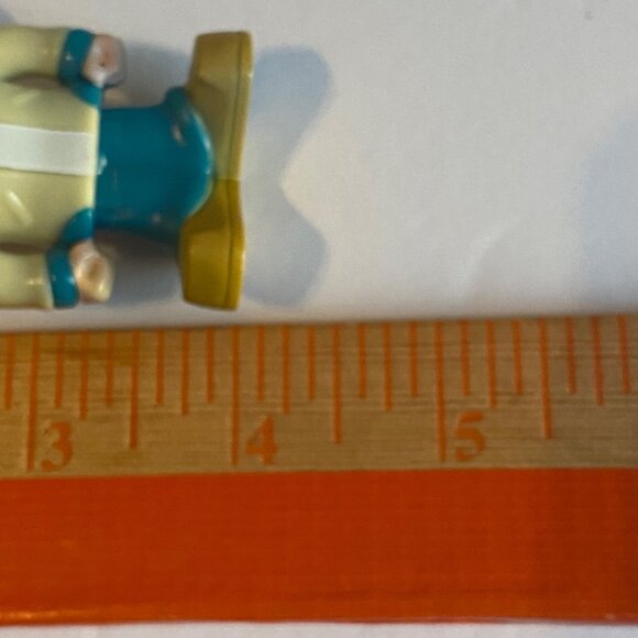 Scooby-Doo McDonalds Happy Meal Toys 2021 Fred Daphne Figures Bobble Heads Set - Picture 6 of 8